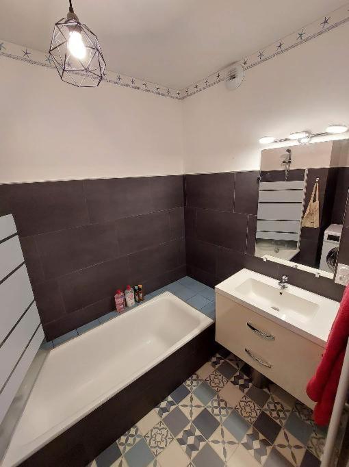 Appartement T3 vue sur rivière, 65M2 Châteaulin Extérieur photo